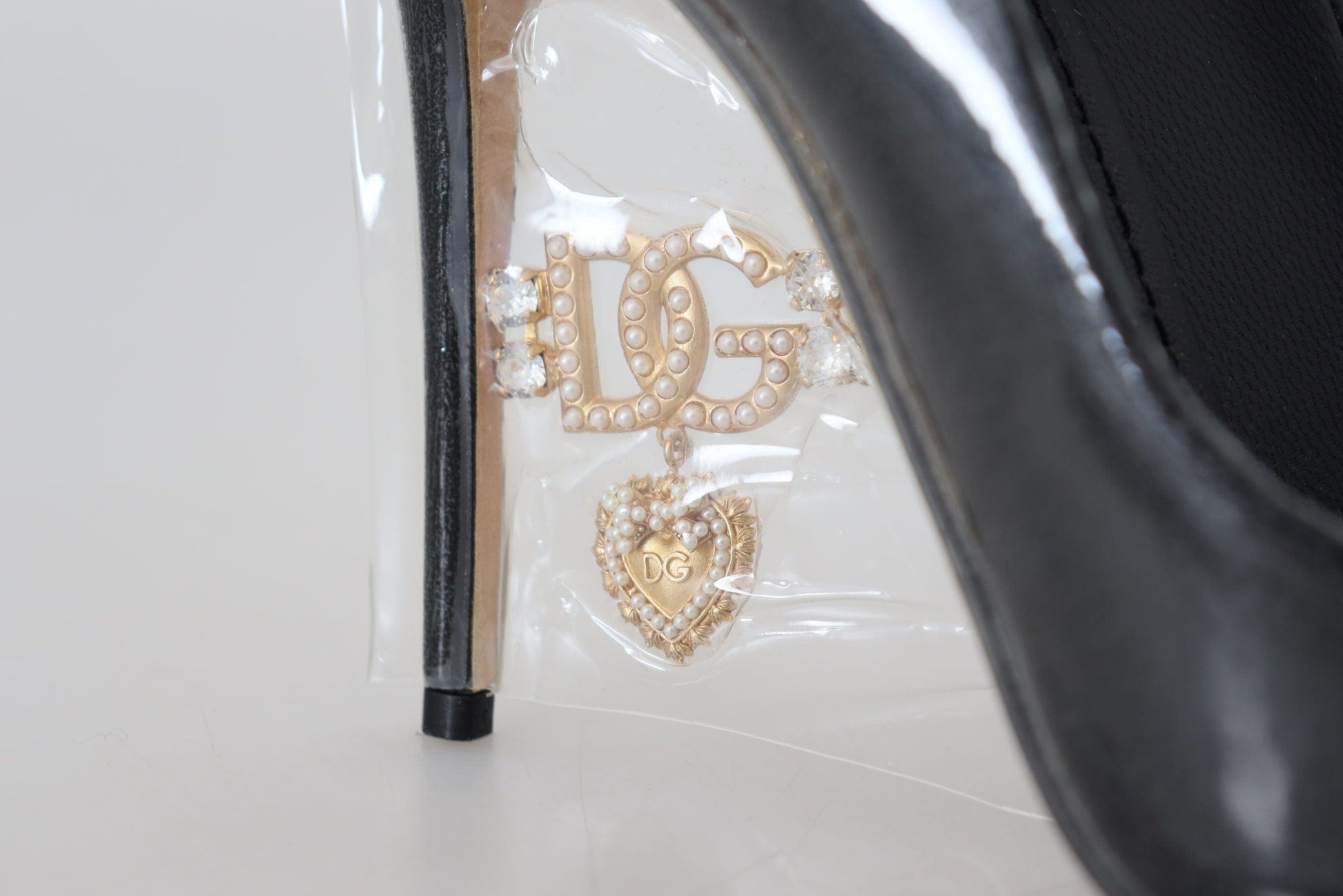 Dolce & Gabbana Dolce & Gabbana Elegant Black Gold Detail Heels Pumps